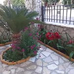 Maria's House Apartmán