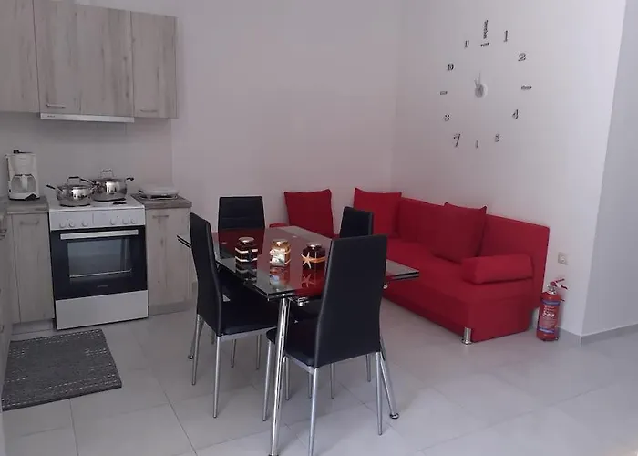 Maria's House Diakopto